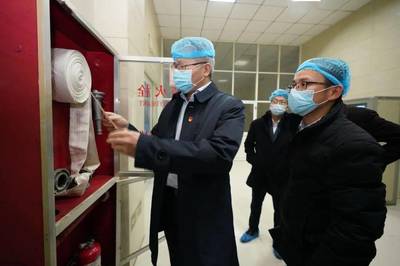 始終把安全放在首位!曹國良檢查春節(jié)前安全生產(chǎn)、疫情防控和食品安全等工作